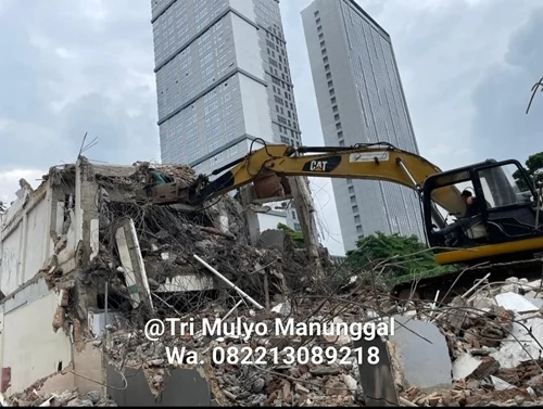 Bongkar Bangunan Pabrik Jakarta Selatan Terpercaya